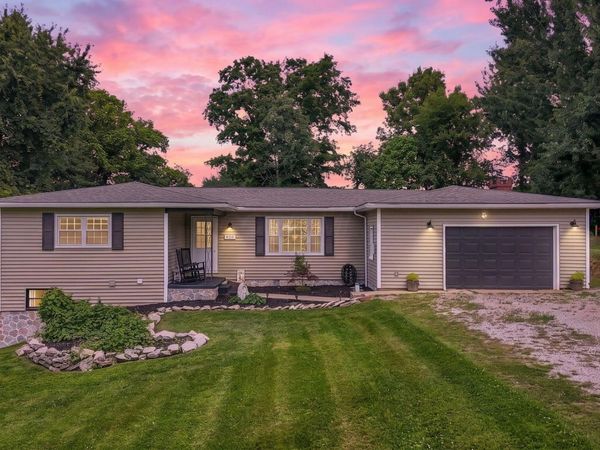 920 Towe Drive NE, Lancaster, OH 43130