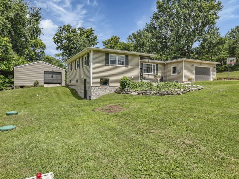920 Towe Drive NE, Lancaster, OH 43130 Photo 5