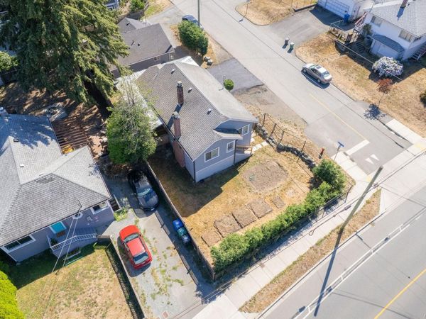 15 Fourth St , Nanaimo, BC V9R 1S6