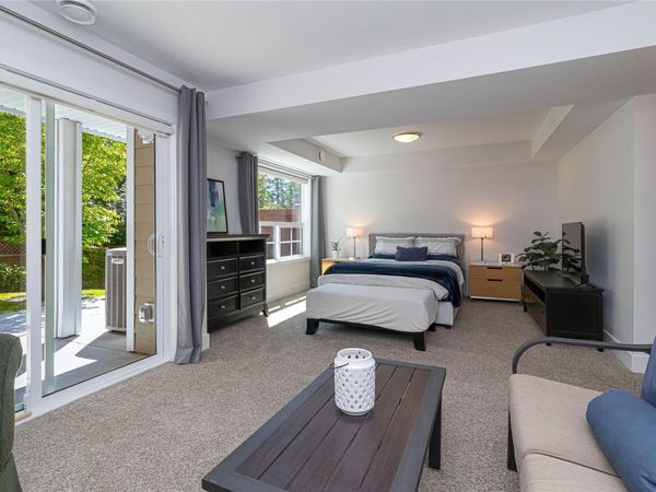 1649 Lloyd Pl , Unit #2, View Royal, BC V9C 0E5