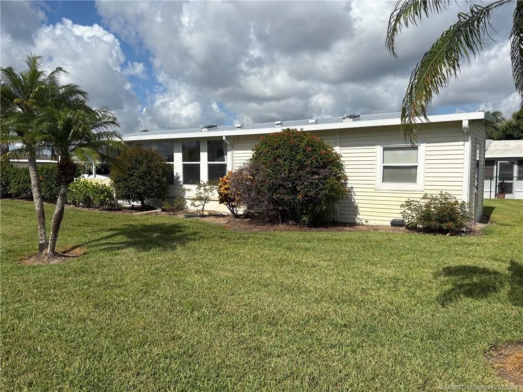 7704 SE Saratoga Drive, Hobe Sound, FL 33455 Photo