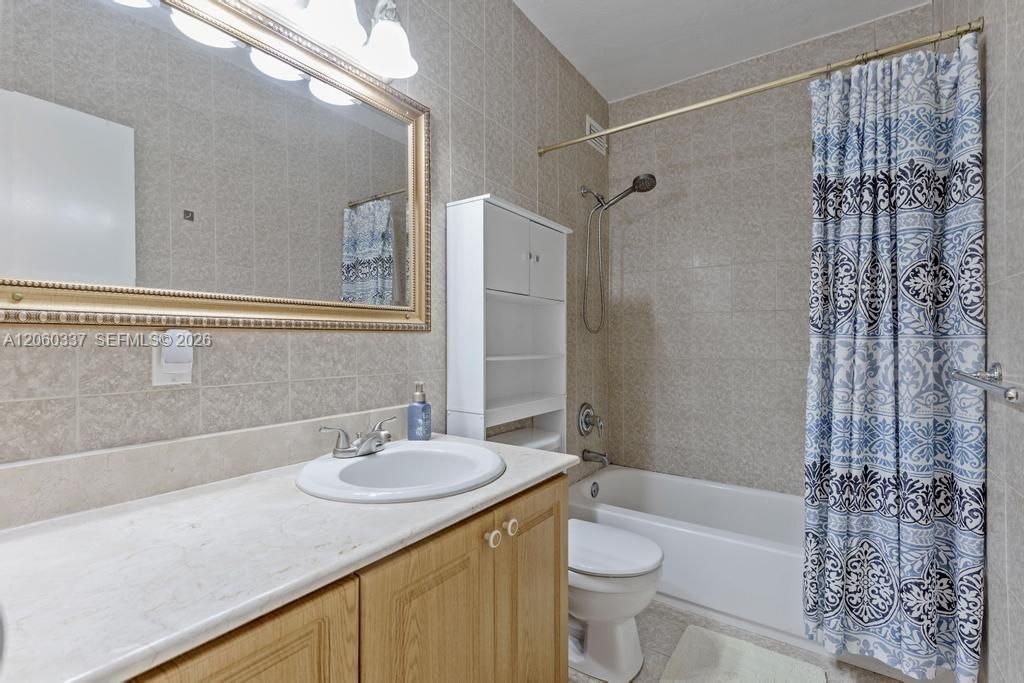 9280 Bay Harbor Ter , Unit 26, Bay Harbor Islands, FL 33154 Photo