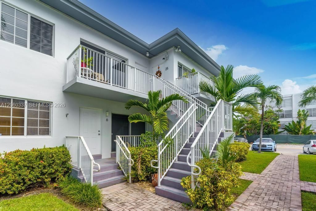 9280 Bay Harbor Ter , Unit 26, Bay Harbor Islands, FL 33154 Photo
