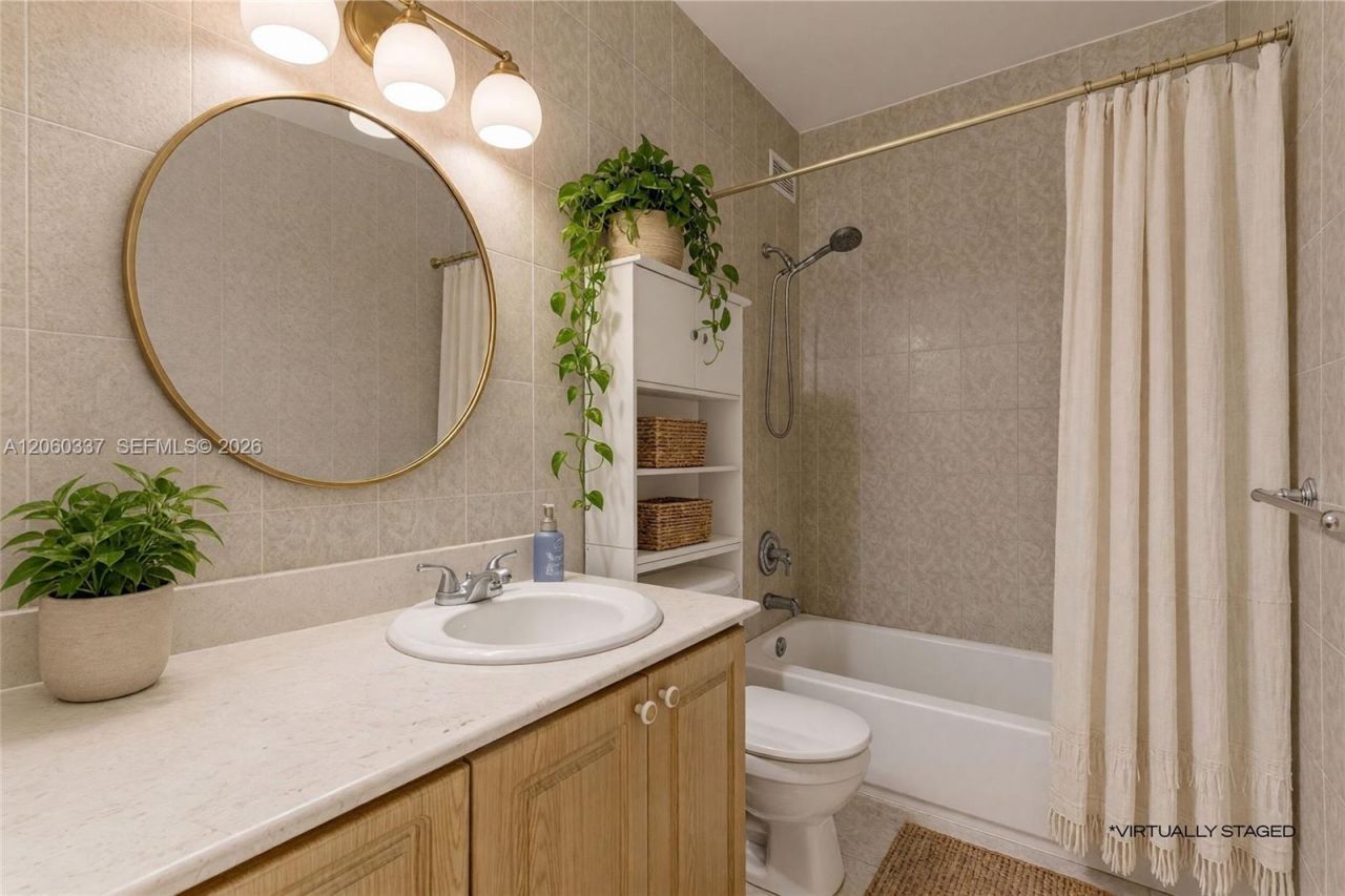 9280 Bay Harbor Ter, Unit 26, Bay Harbor Islands, FL 33154 Photo