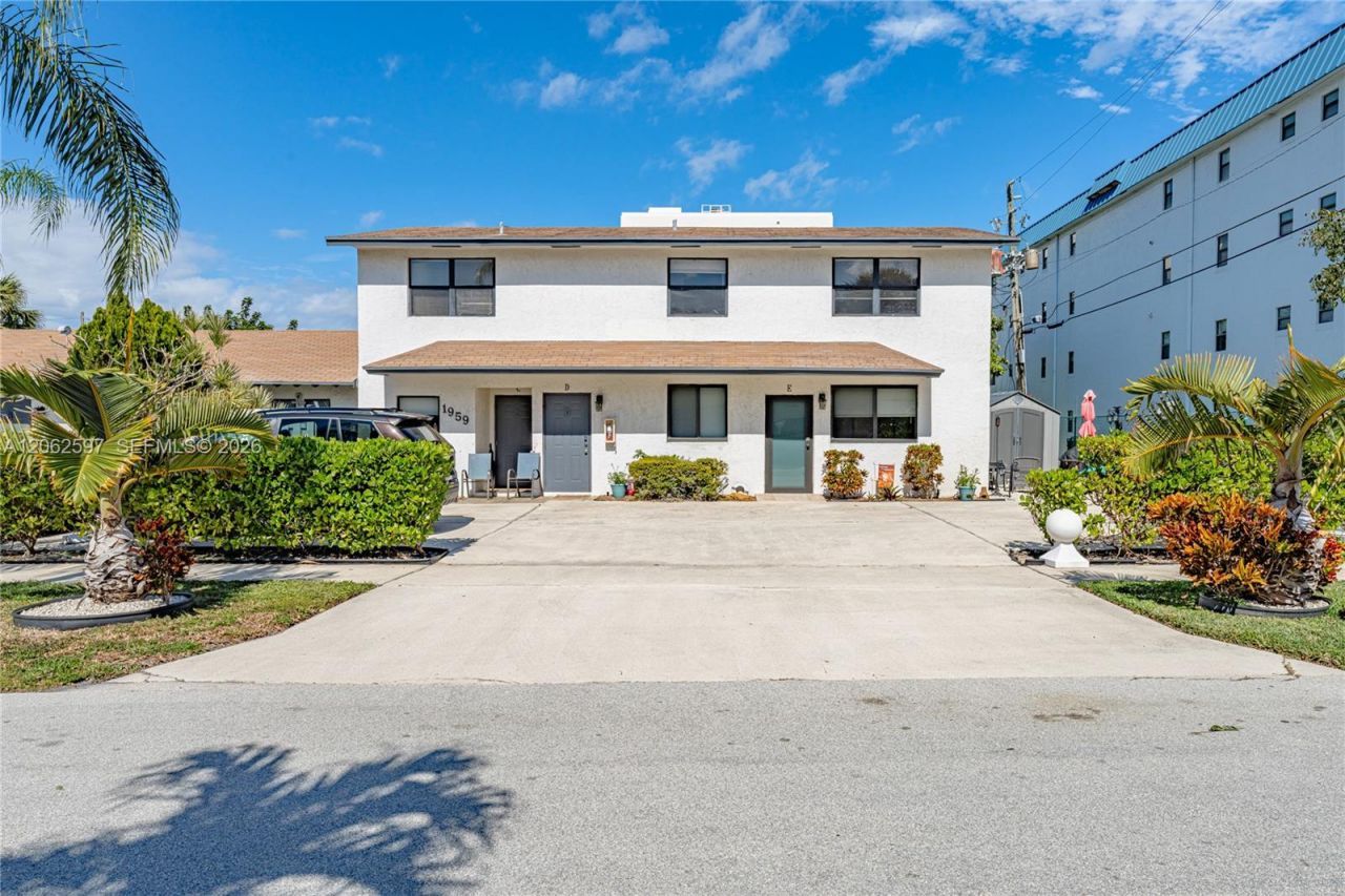 1959 SE 3rd St, Unit C, Deerfield Beach, FL 33441 Photo