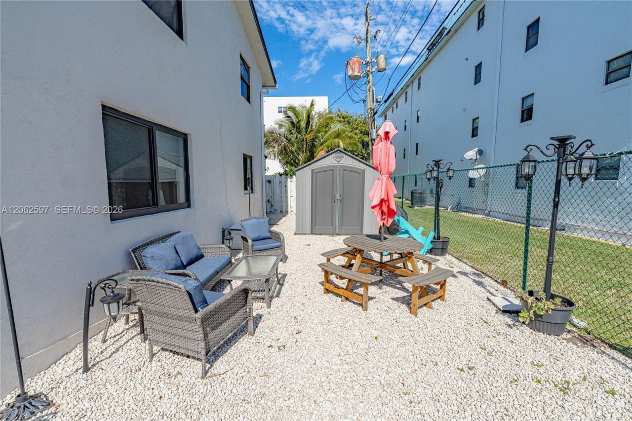 1959 SE 3rd St, Unit C, Deerfield Beach, FL 33441 Photo