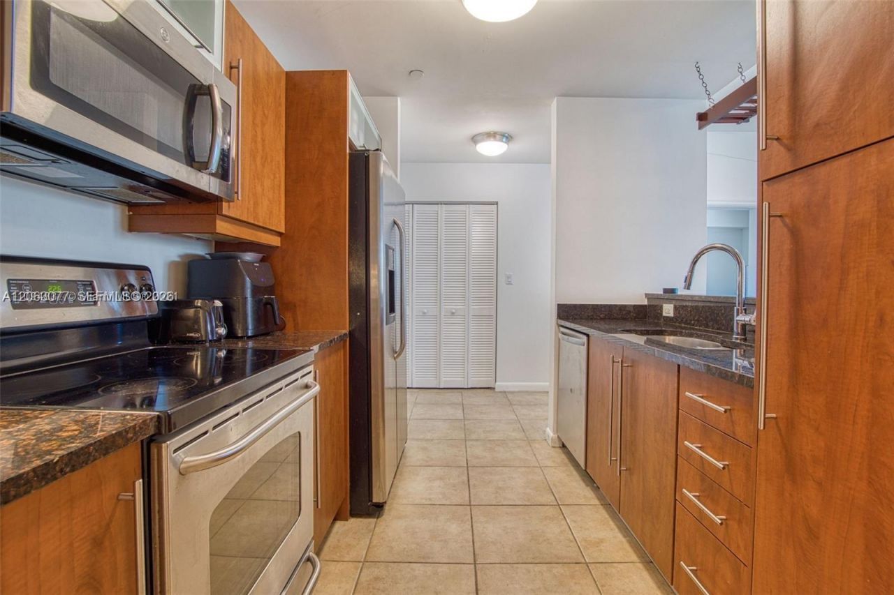 7355 SW 89th St , Unit 425N, Miami, FL 33156 Photo