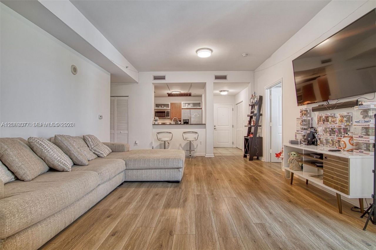 7355 SW 89th St , Unit 425N, Miami, FL 33156 Photo