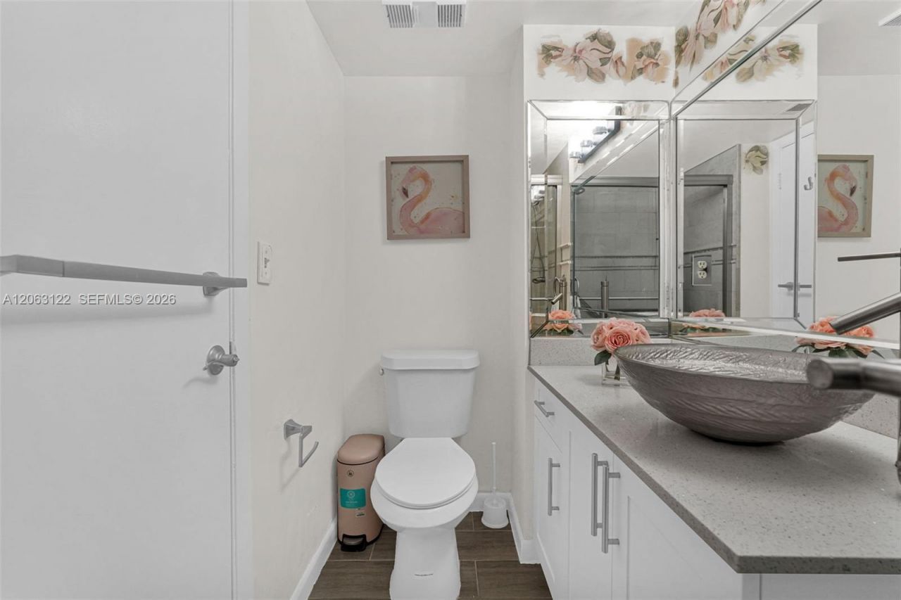 7142 Golf Colony Ct , Unit 206, Lake Worth, FL 33467 Photo