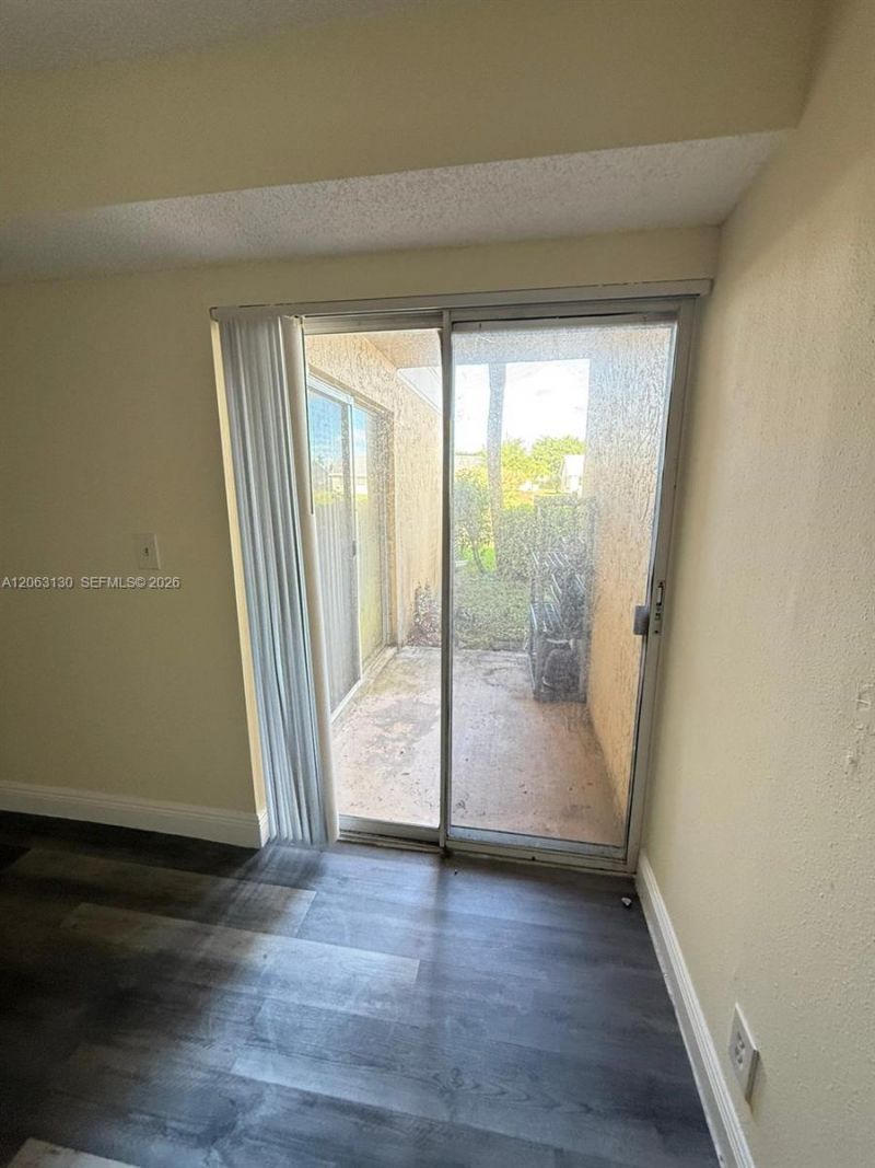 7650 Westwood Dr , Unit 509, Tamarac, FL 33321 Photo