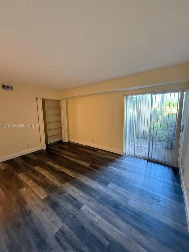 7650 Westwood Dr , Unit 509, Tamarac, FL 33321 Photo