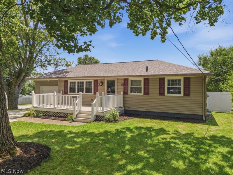 6330 Peach Street, Louisville, OH 44641 Photo 1
