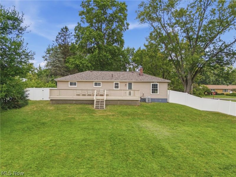 6330 Peach Street, Louisville, OH 44641 Photo 14