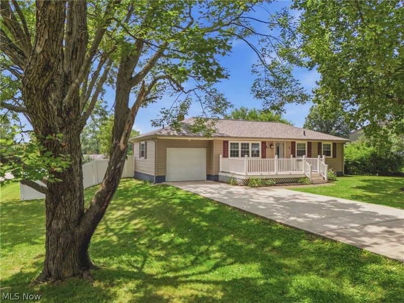 6330 Peach Street, Louisville, OH 44641 Photo 3
