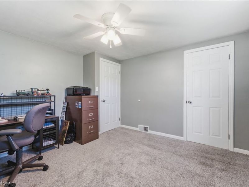 6330 Peach Street, Louisville, OH 44641 Photo 31