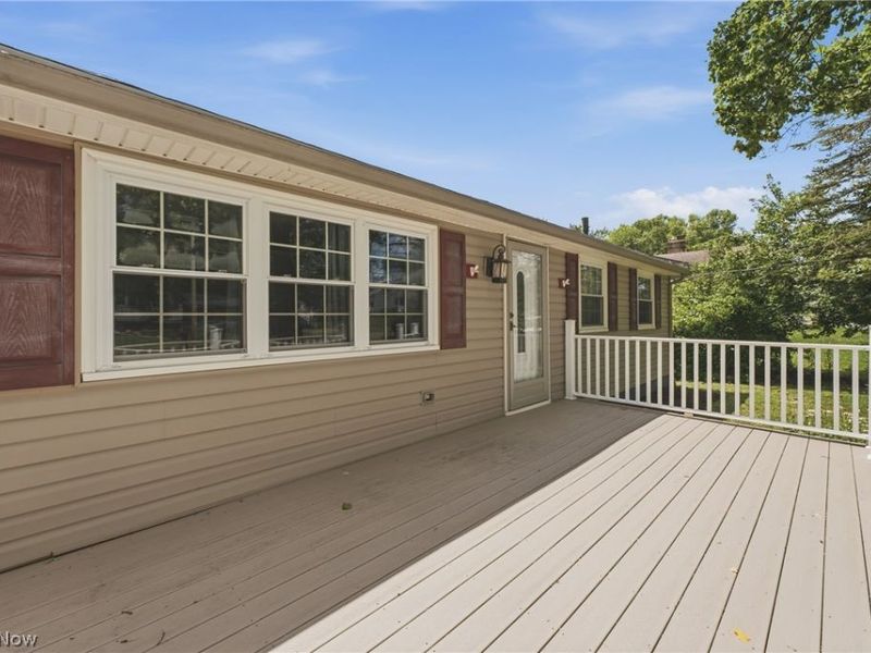 6330 Peach Street, Louisville, OH 44641 Photo 6