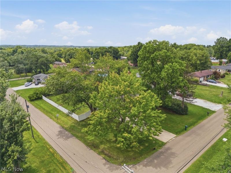 6330 Peach Street, Louisville, OH 44641 Photo 7