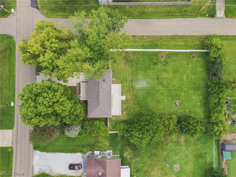 6330 Peach Street, Louisville, OH 44641 Photo 9