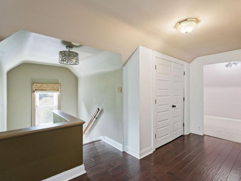 3605 E Galbraith Road, Amberley, OH 45236 Photo 26