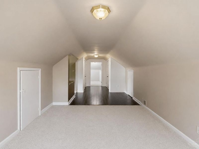 3605 E Galbraith Road, Amberley, OH 45236 Photo 29