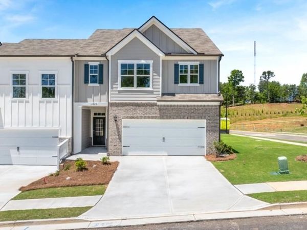 1825 Meadow Green Circle, Gainesville, GA 30501
