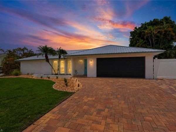 1477 Albatross RD , SANIBEL, FL 33957