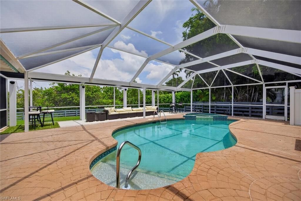 1477 Albatross Rd , Sanibel, FL 33957 Photo