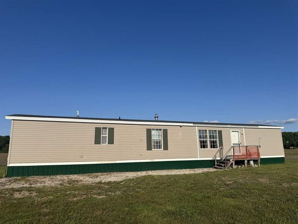 6722 Canby Road, Levering, MI 49755