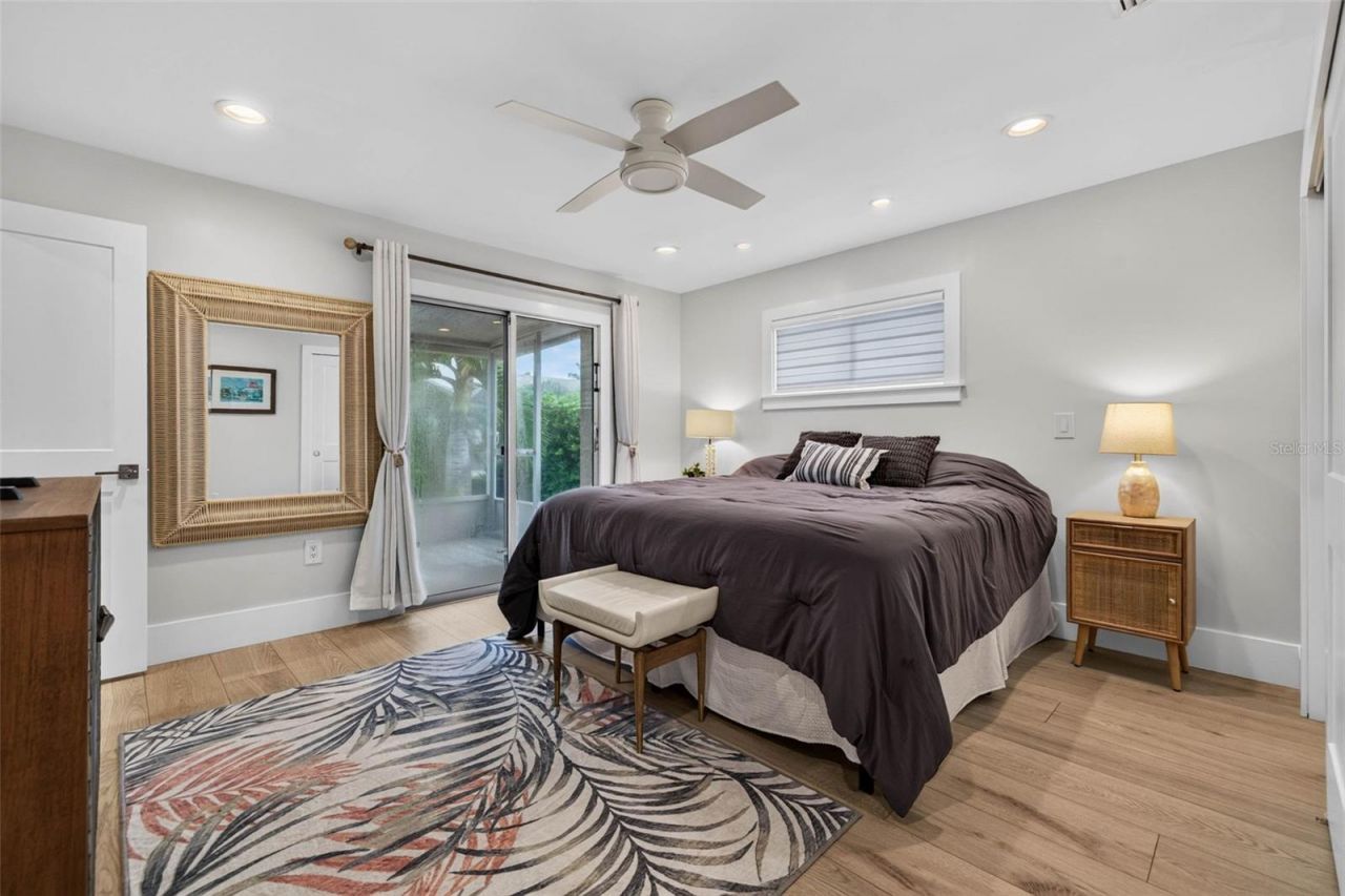 8009 13th Avenue S, Saint Petersburg, FL 33707 Photo