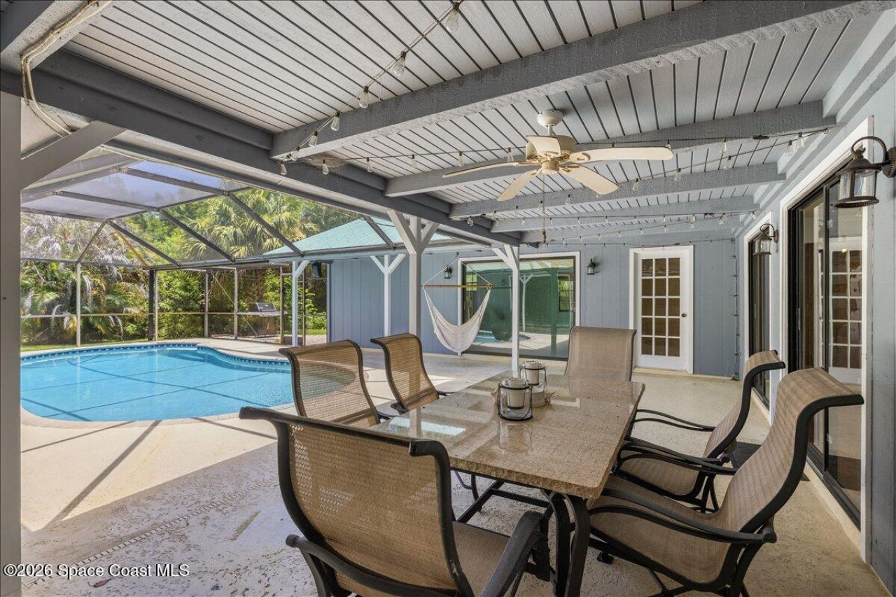 1016 48th Terrace , Vero Beach, FL 32966 Photo