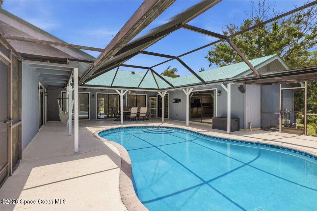 1016 48th Terrace , Vero Beach, FL 32966 Photo