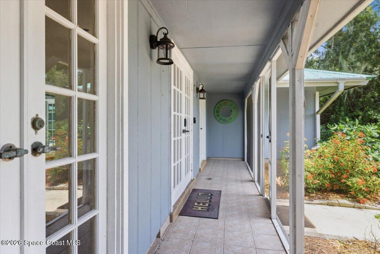 1016 48th Terrace , Vero Beach, FL 32966 Photo