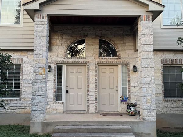 9 Deerfield DR, Unit B, Wimberley, TX 78676