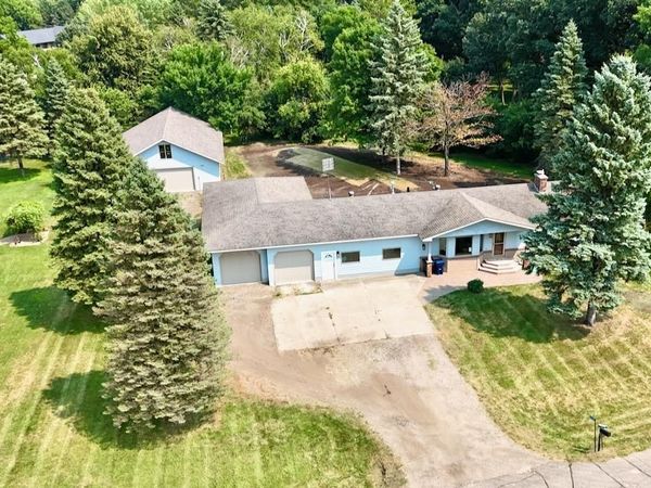 2118 Woodland Lane , Fergus Falls, MN 56537