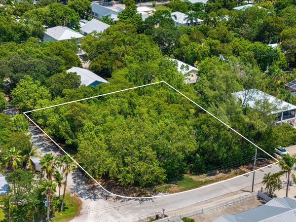 784 Bostwick Drive, KEY LARGO, FL 33037
