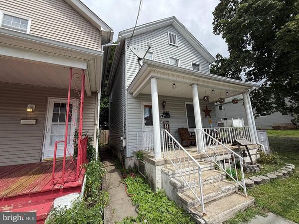 632 E LACKAWANNA AVE , OLYPHANT, PA 18447