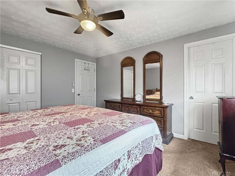 4049 Walnut Grove Circle, Urbana, OH 43078 Photo 33