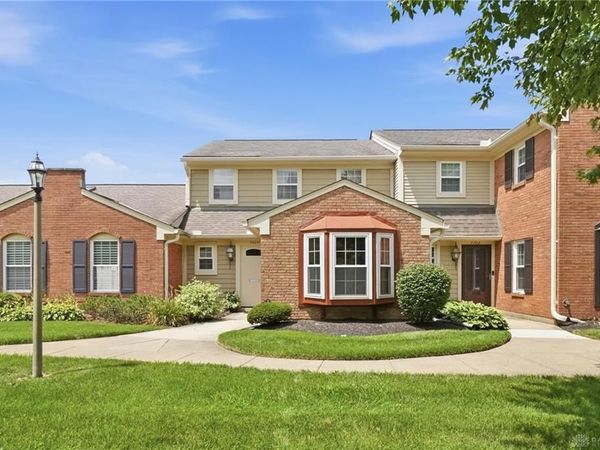 7704 John Hancock Lane, Washington TWP, OH 45459