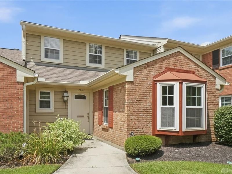 7704 John Hancock Lane, Washington Township, OH 45459 Photo 1