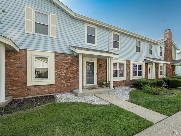 1308 Summergate Parkway, St Charles, MO 63303