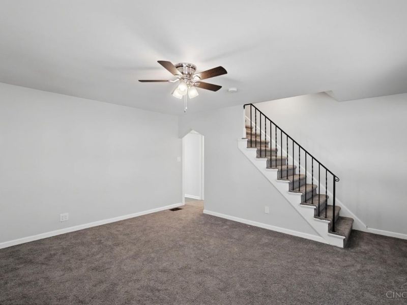 2807 W Galbraith Road, Colerain Township, OH 45239 Photo 4
