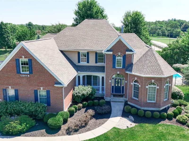 7596 Woodbridge Court, Springboro, OH 45066 Photo 1