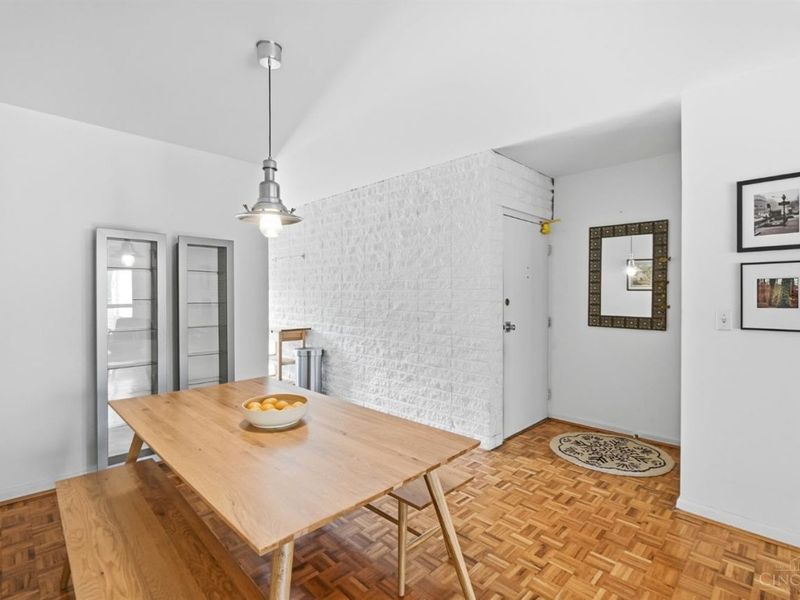 399 W Galbraith, Unit 109, Cincinnati, OH 45215 Photo 5
