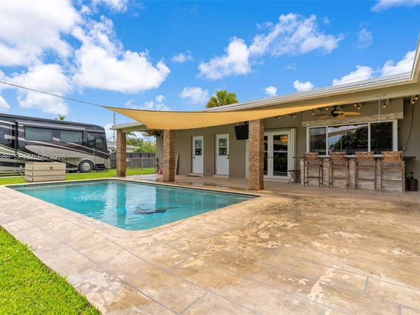 10360 SW 112th St, Miami, FL 33176