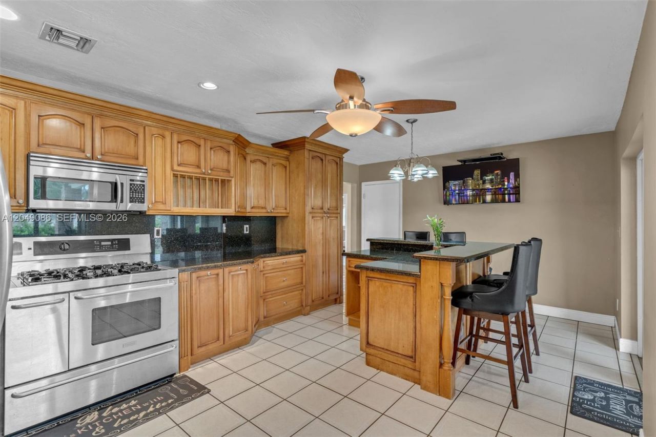10360 SW 112th St, Miami, FL 33176 Photo