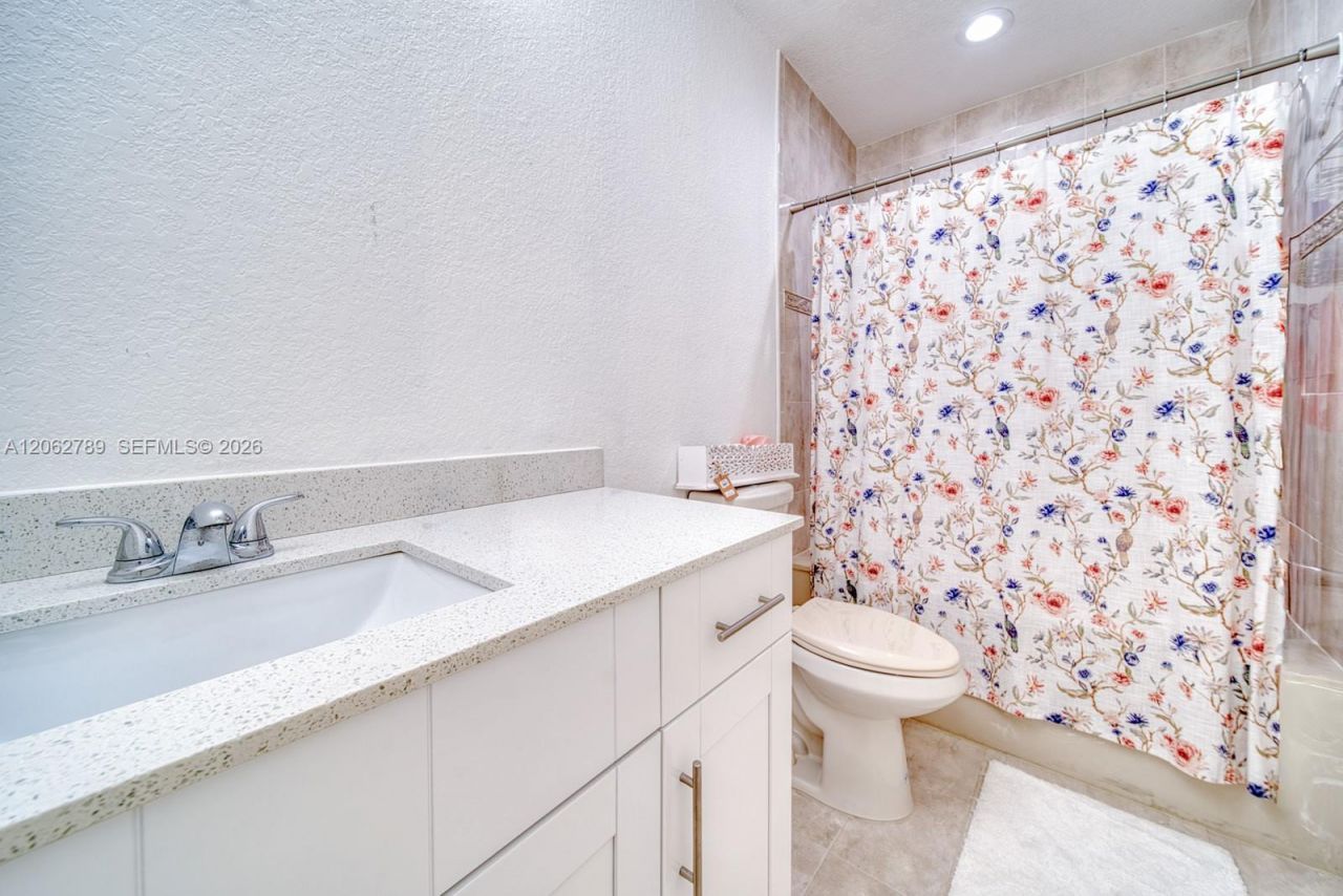 21130 SW 87th Ave , Unit 304, Cutler Bay, FL 33189 Photo