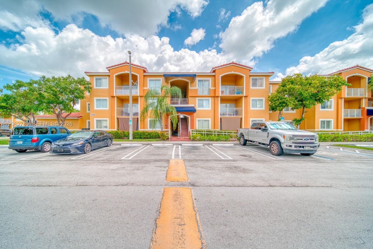 21130 SW 87th Ave , Unit 304, Cutler Bay, FL 33189 Photo