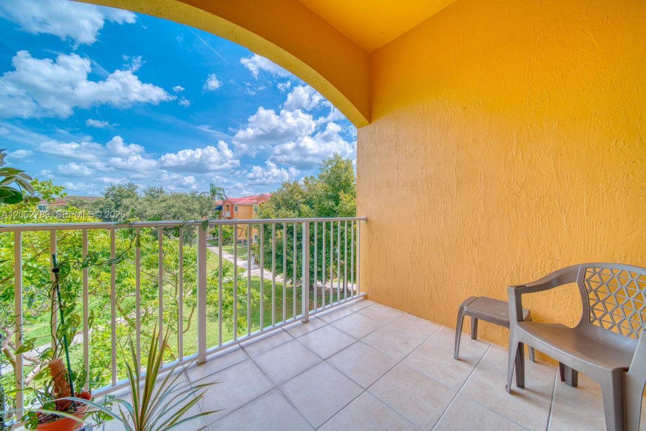 21130 SW 87th Ave , Unit 304, Cutler Bay, FL 33189 Photo