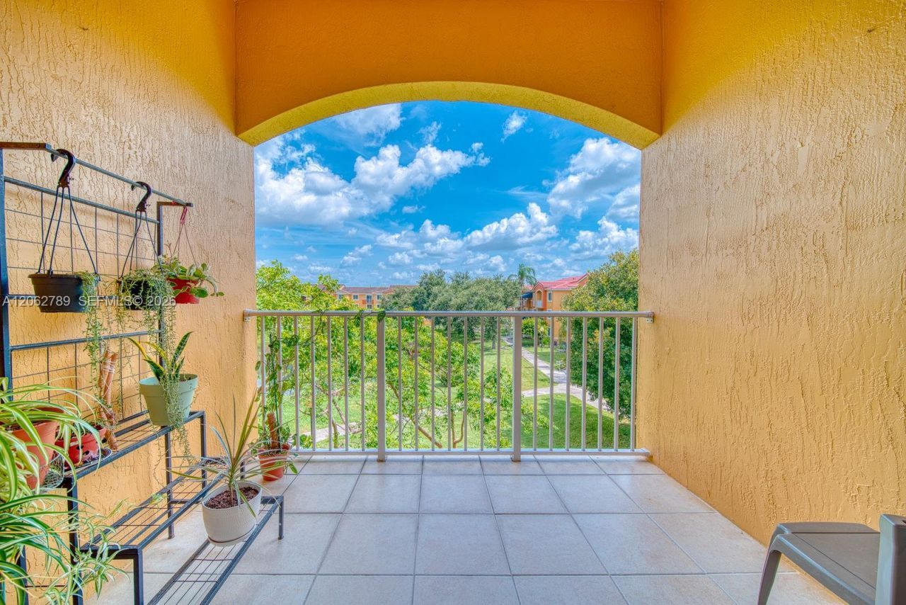 21130 SW 87th Ave , Unit 304, Cutler Bay, FL 33189 Photo