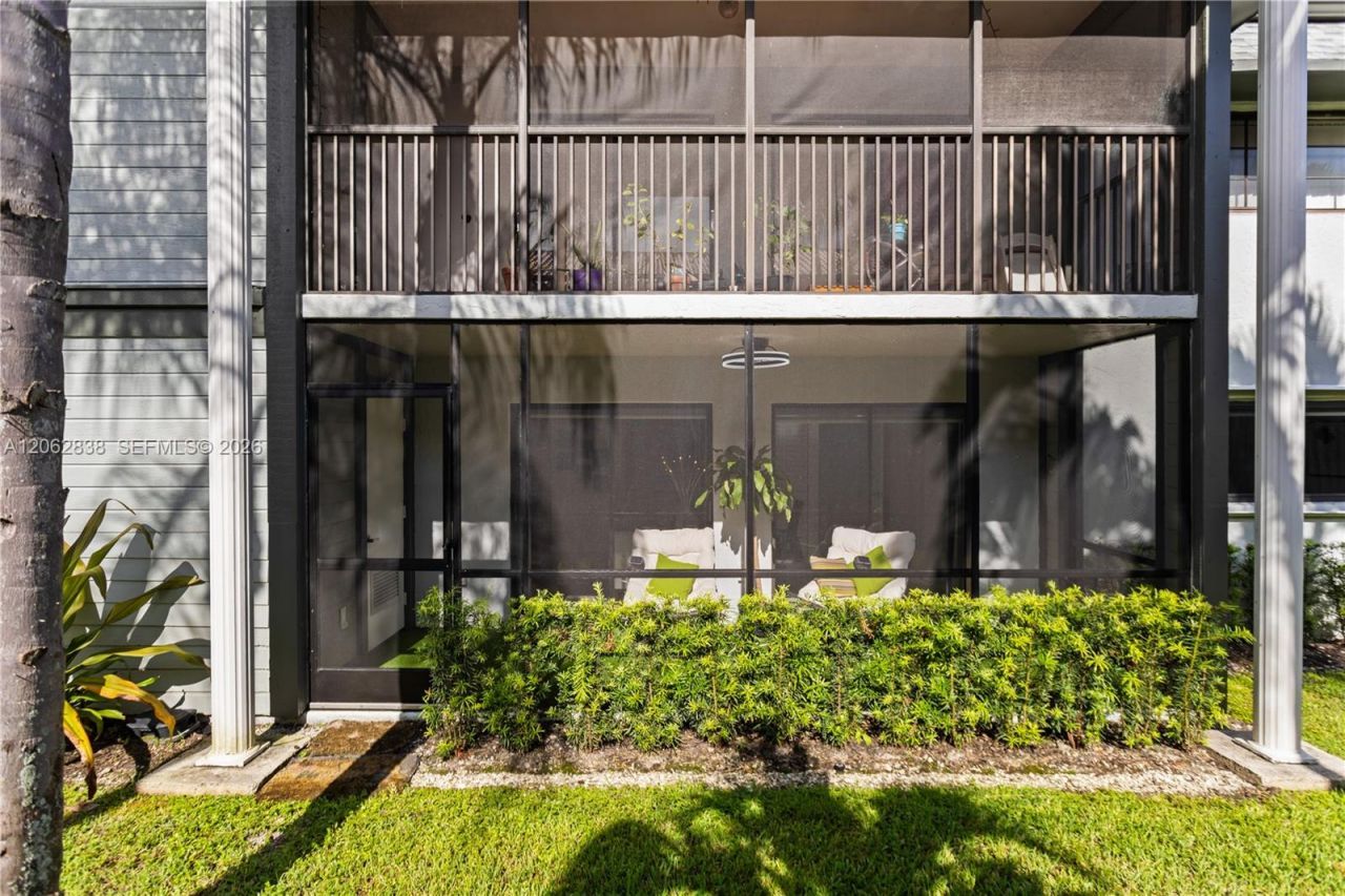 20760 NE 4th Ct, Unit 102, Miami, FL 33179 Photo